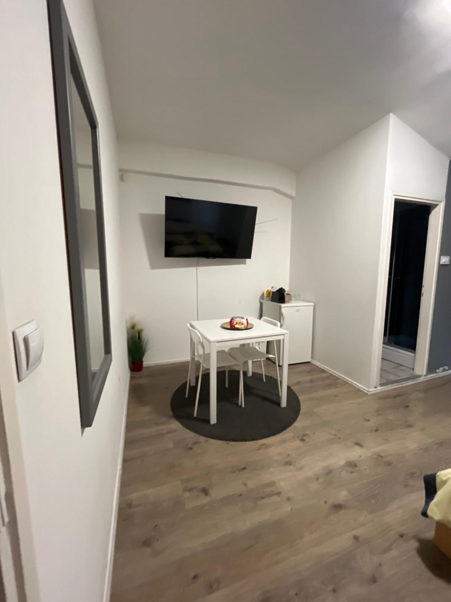 Apartmani Vacanza Zagabria Esterno foto