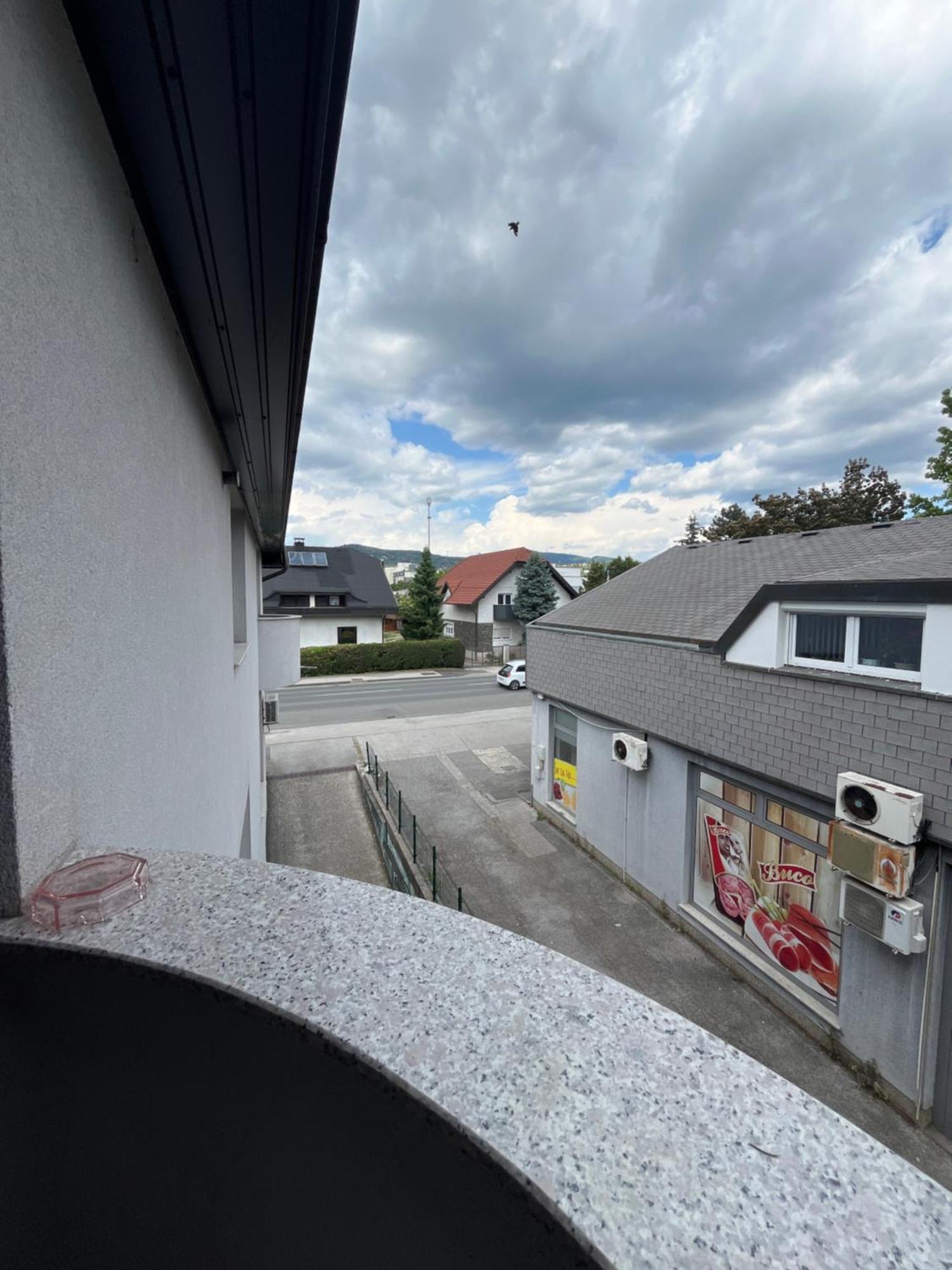 Apartmani Vacanza Zagabria Esterno foto